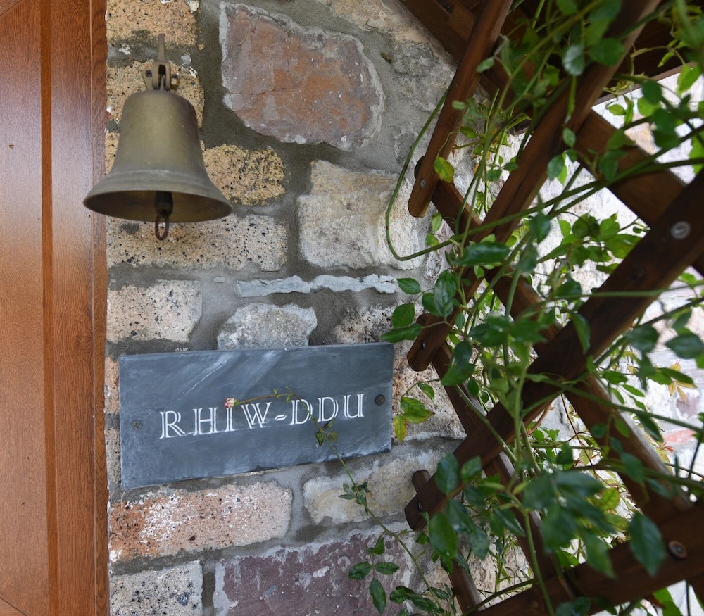 Rhiwddu Barns - Brecon Beacons National Park