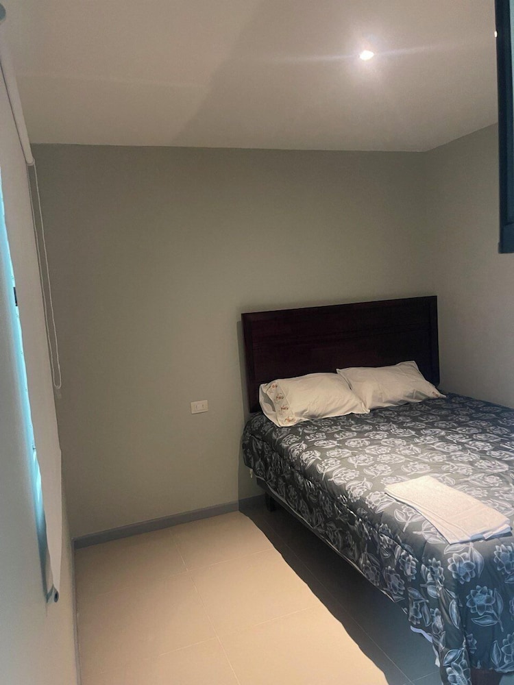 hostal low cost