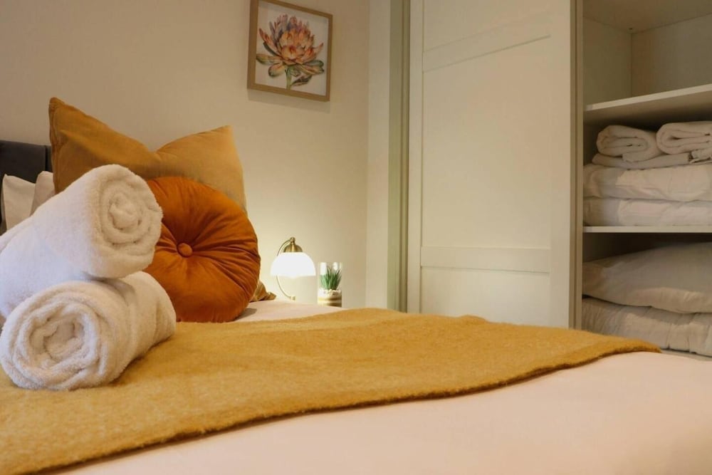 1 Bed-sleeps 4-brighton City Centre-5 Min to Pier