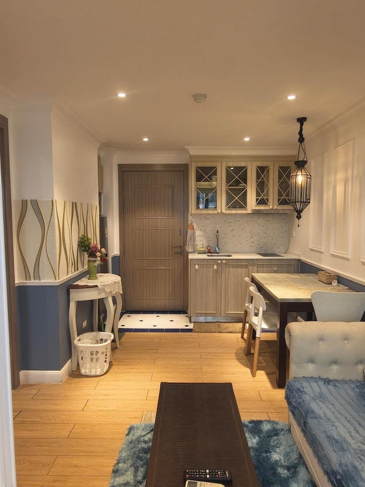 Seven Seas Cote Apartment