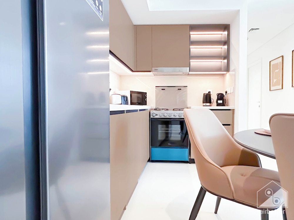 Elegance at Burj Crown Downtown Balcony & View