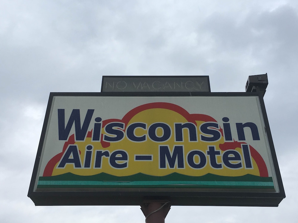 Wisconsin-Aire Motel By OYO Random Lake