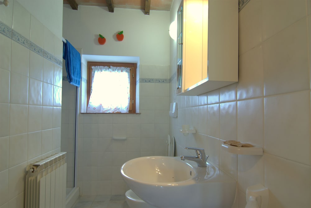 Photo 48