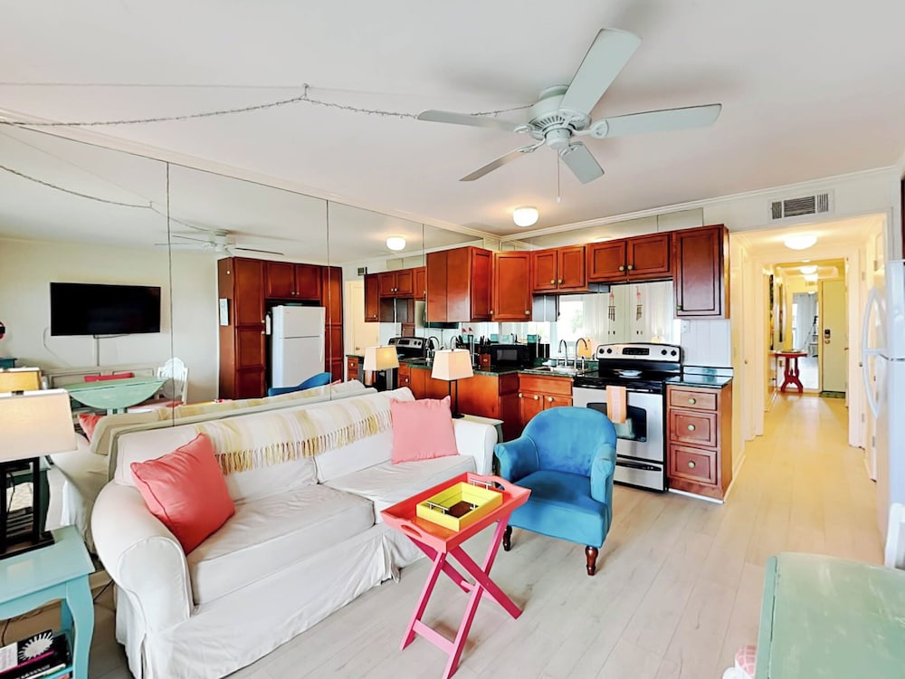 Beach Racquet A117 by Tybee Vacation Rentals