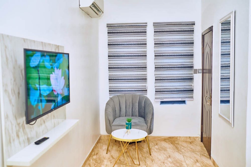 Kendot Apartment view 3