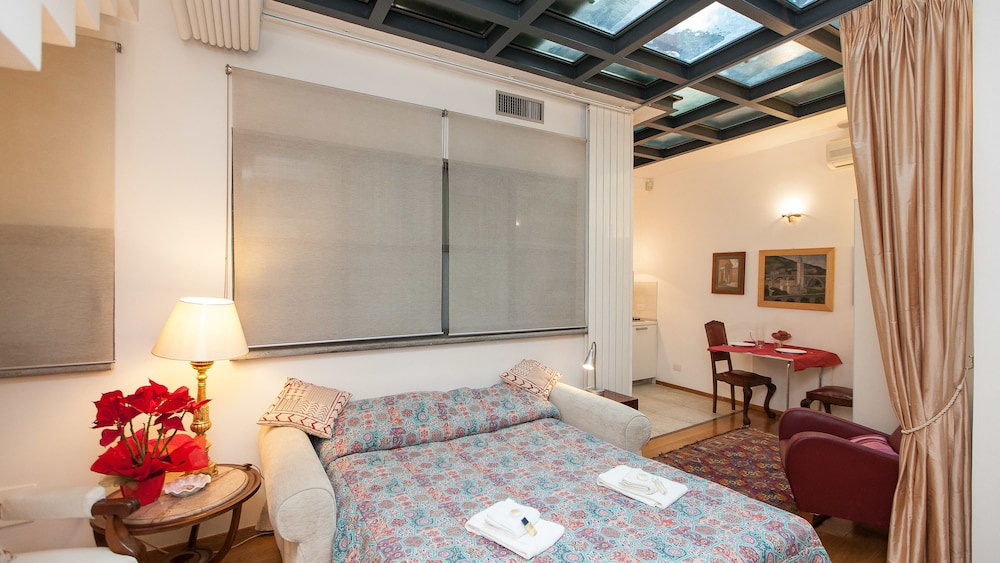 Rental In Rome Orso Loft