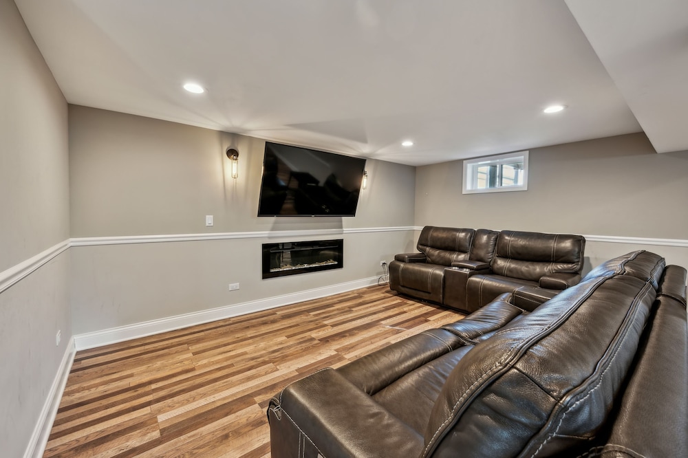 Charming Belmont Heights Oasis 4 Bedroom Home
