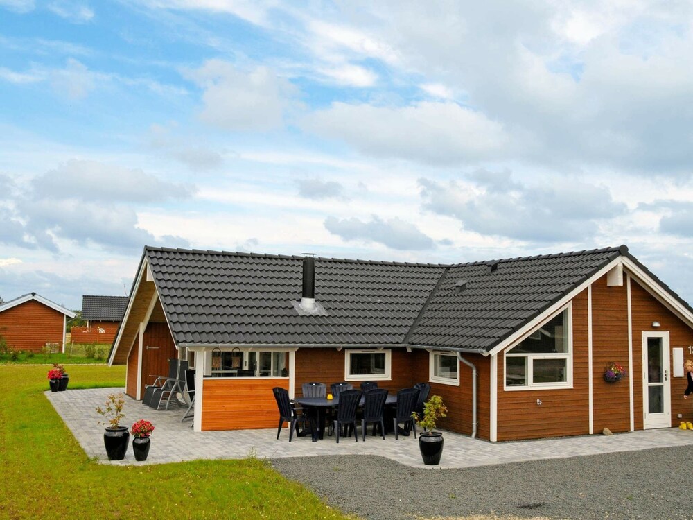 Luxury Spa Retreat by Bork - By Traum Ferienwohnungen view 3