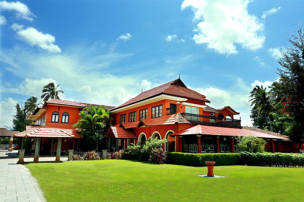 River Retreat Heritage Ayurvedic Resort