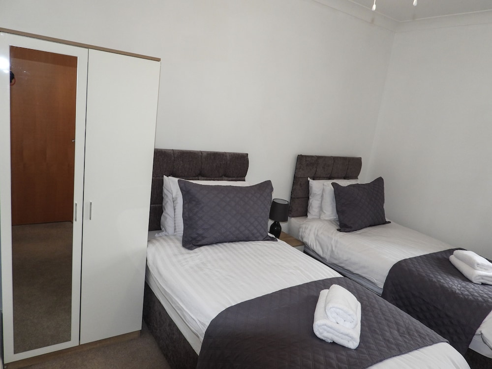 Beautiful 2-bed Apartment in Poulton-le-fylde view 2
