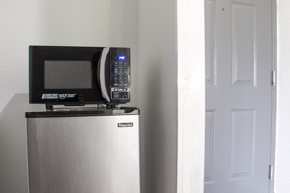 Americas Best Value Inn Donaldsonville