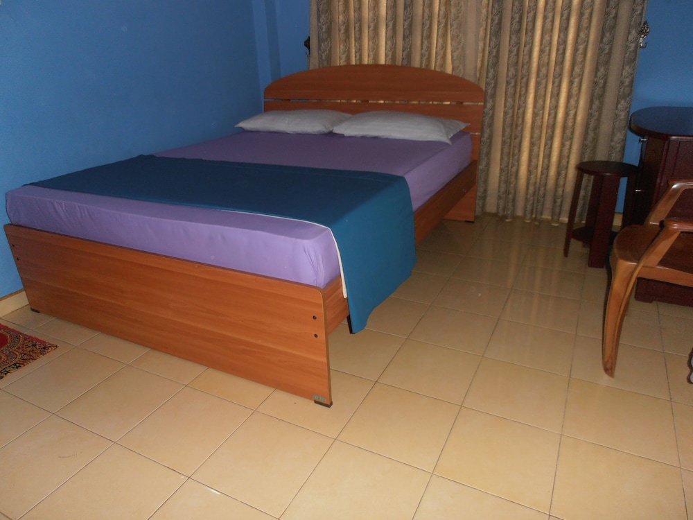 Ritzy Residence view 2