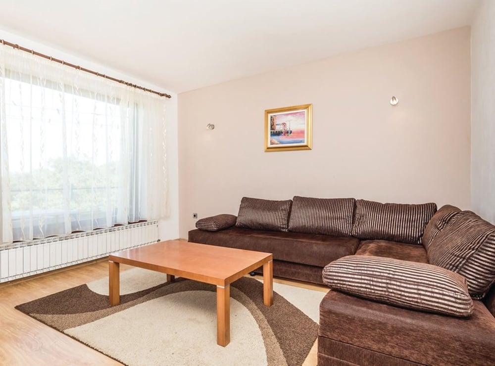 Elegant Brsec Apartments With Sea View
