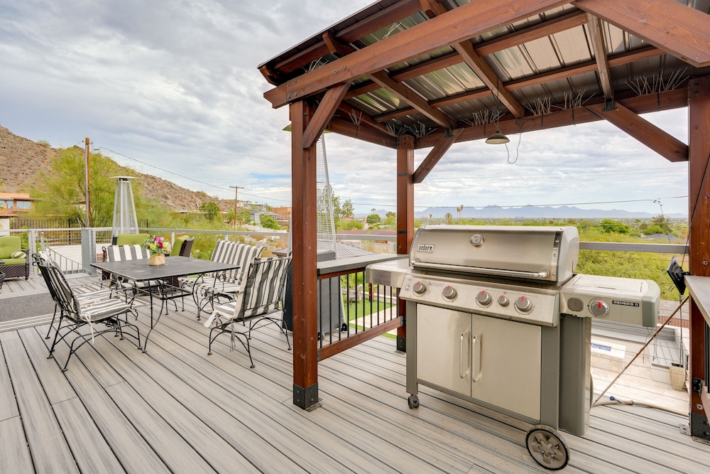 Spacious Arizona Escape - Pool, Hot Tub & Fire Pit