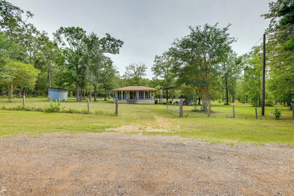 Bike & Hike On-site: Inviting Cleveland Retreat!