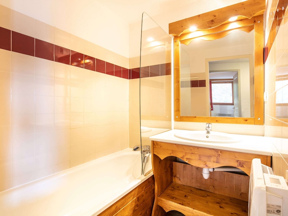 Alpine Apartment in Chamrousse