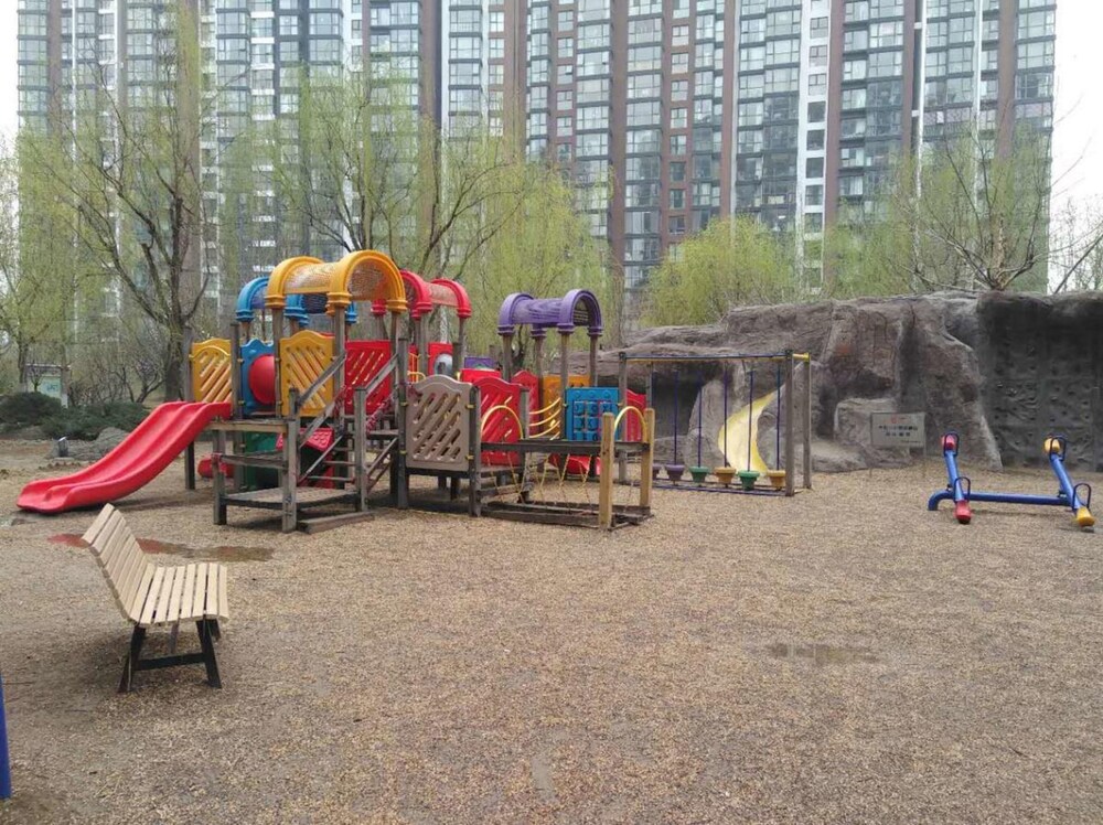 MOOS Apartments