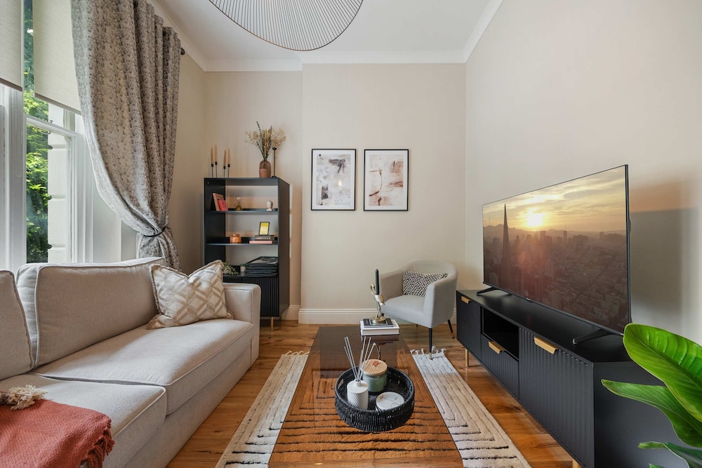 2-bed Notting Hill Apartment With Garden Access