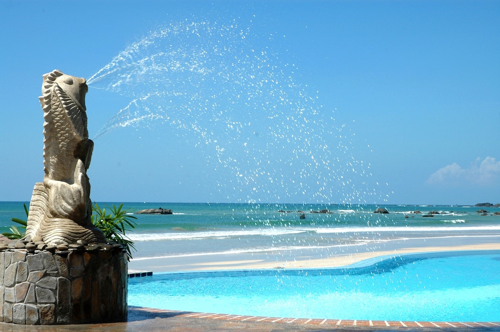 Amazing Ngapali Resort