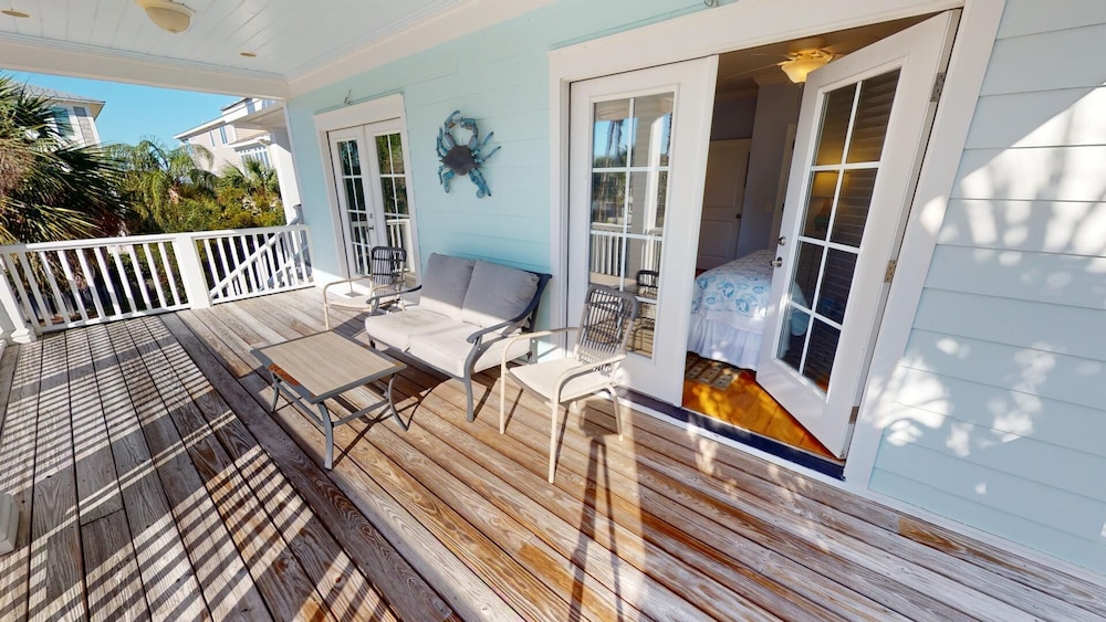 Mimi's Mermaid's & Memories by Tybee Vacation Rentals