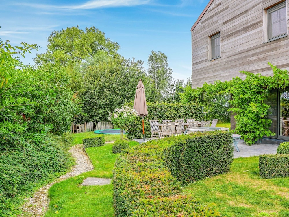Holiday Home in Gijverinkhove Near Plopsaland
