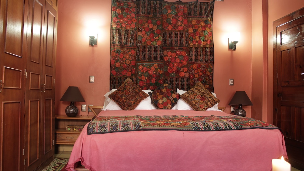 LA CASA B & B