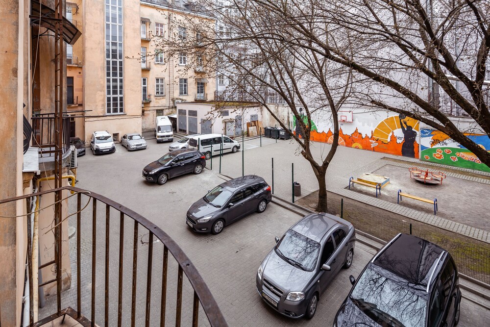 Duplex apartment on Svobody Avenue