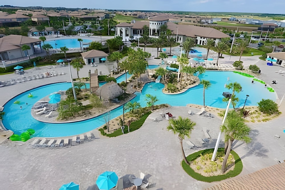 Champions Gate 6BR Luxury Home + Resort