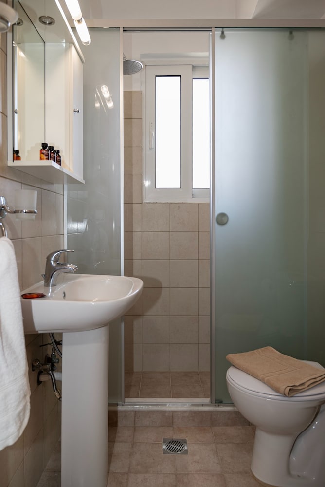 Filerimos City Center Apt in Ialysos Rhodes