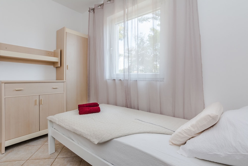 Apartment Jagunic view 5