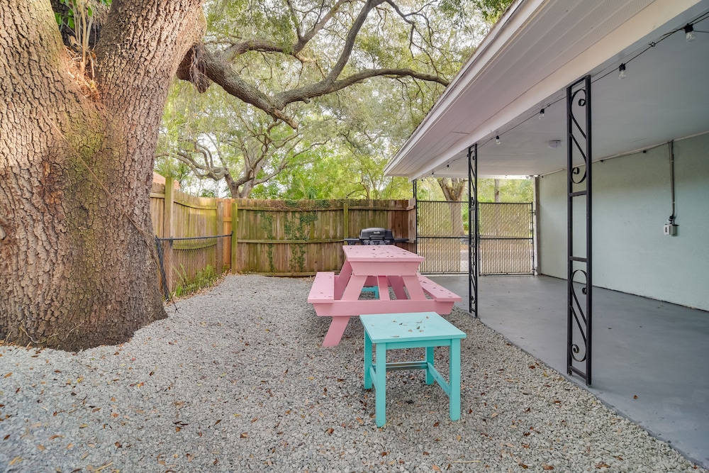 Pet-friendly Gulfport Home: Walkable Location!