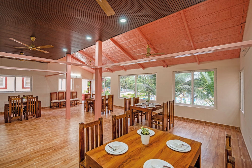 APR Villa by Alaya Stays