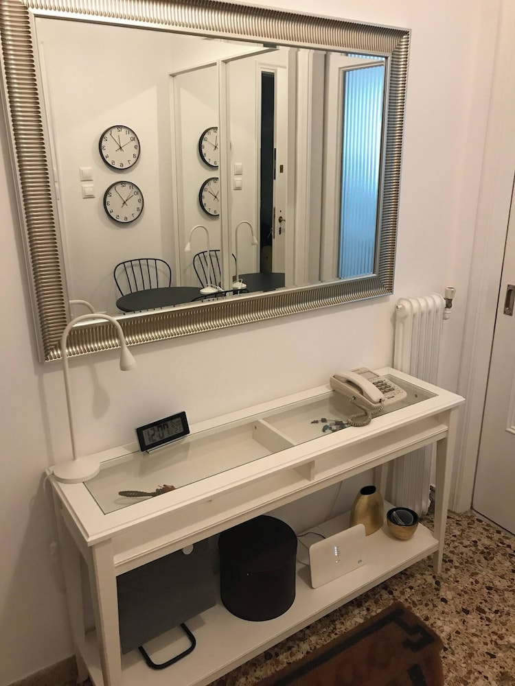Beautiful Apartment In Central Athens, Pangrati No2443