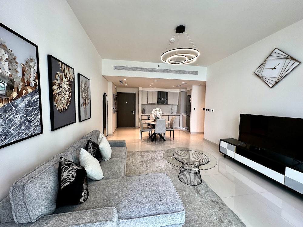 Lux BnB I Sun Rise Bay Tower I Ocean View