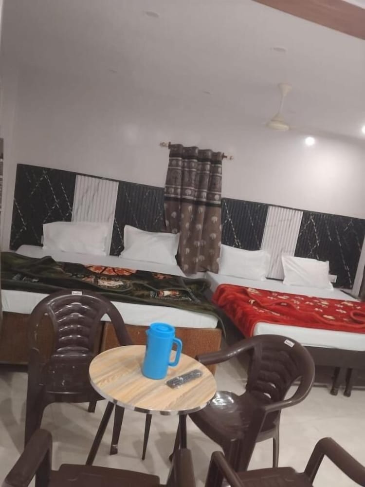 SHARDA INN