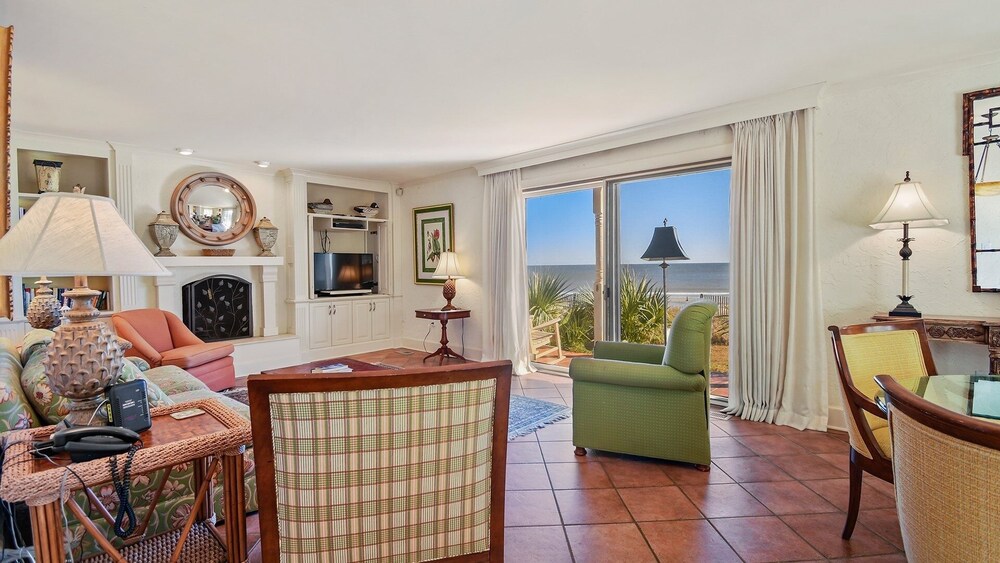 Nicely Furnished Downstairs Villa; That Opens To A Porch Overlooking The Ocean 2 Bedroom Villa by Peace Vacations view 4