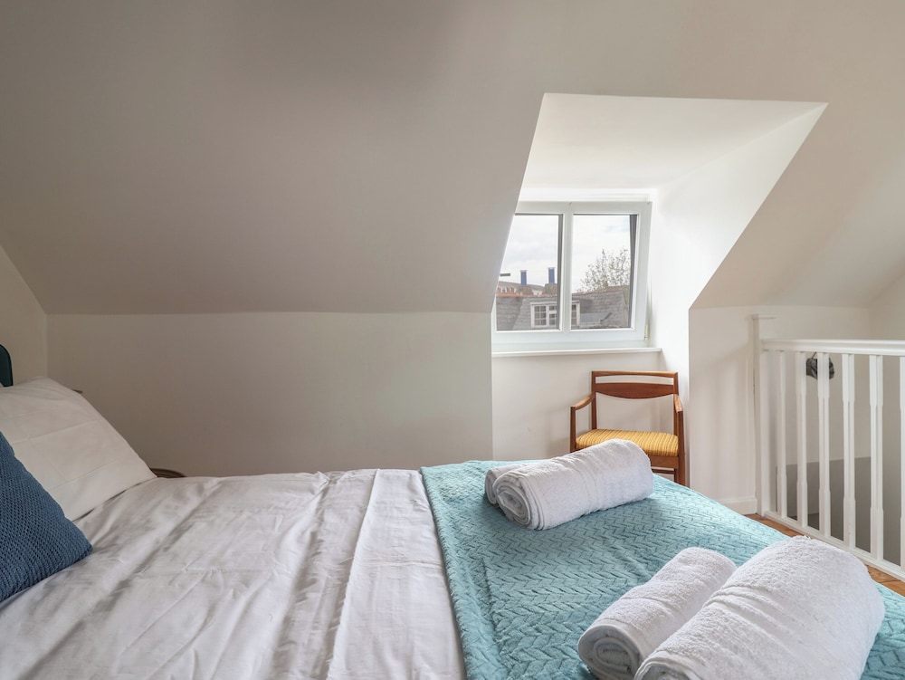 Harbour Retreat