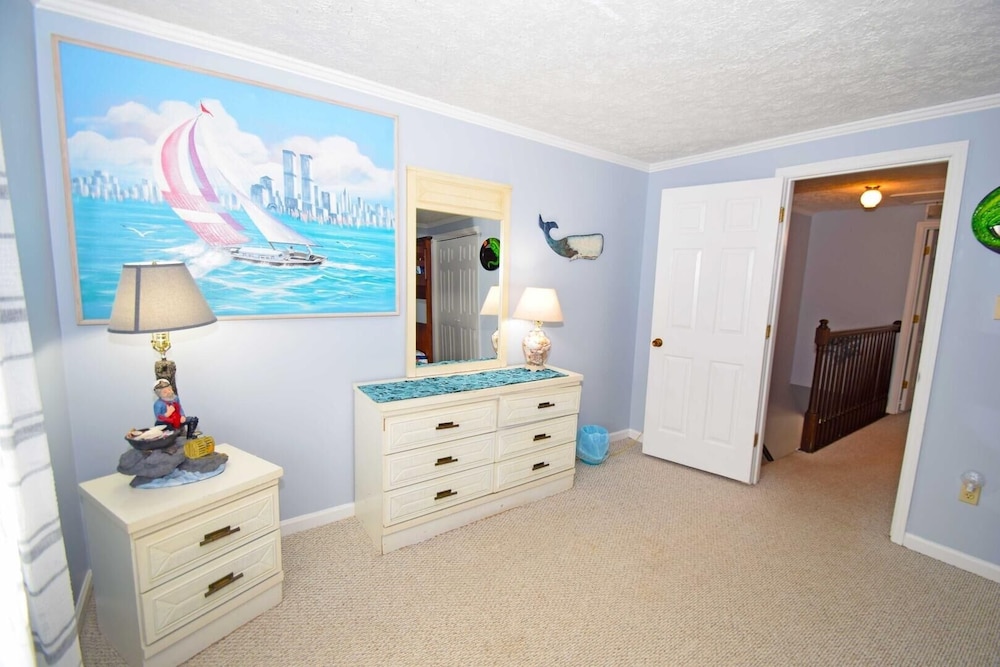 Sea Jay 616c 2 Bedroom Townhouse by RedAwning
