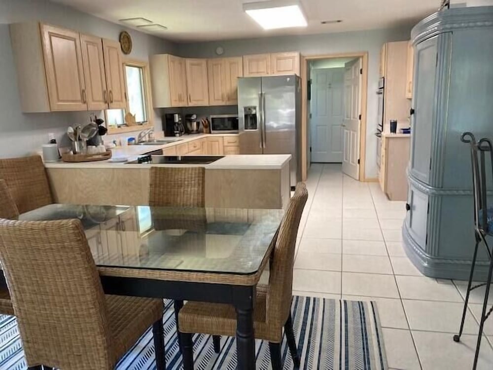 515 Remora Dr view 4