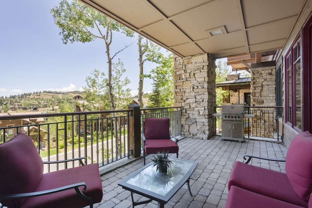 Shooting Star Lodge at Deer Valley Resort - Two Bedroom Residence #103 2 Condo