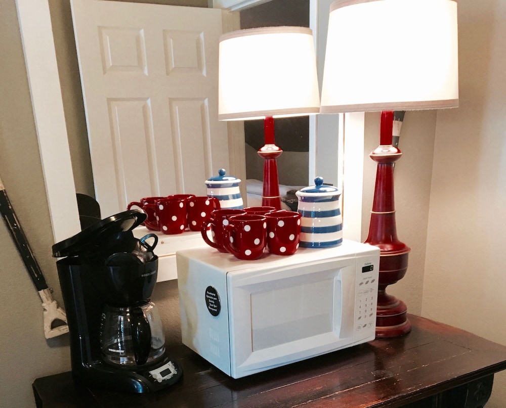 Homer Vacations - Ocean House Inn  Condos - Property Image 4