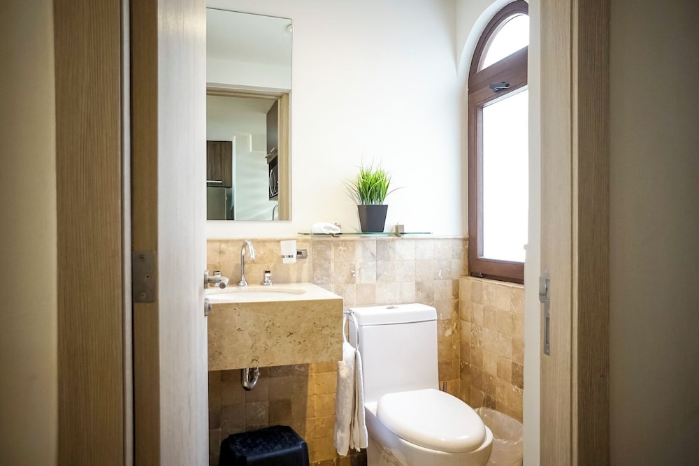 Prime Location w Amenities in San Miguel