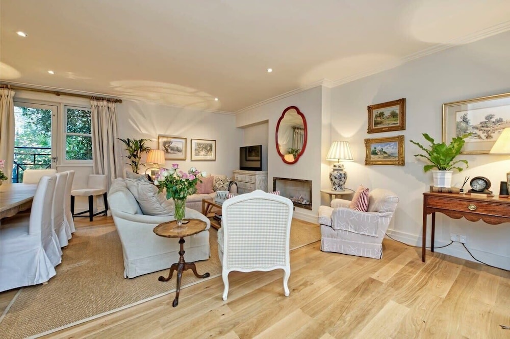 Gorgeous 4-bed House Near Museums & Hyde Park
