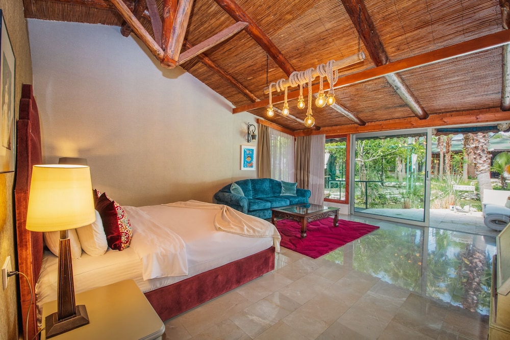 Layla Gocek - Yetişkinlere Özel - Image 23