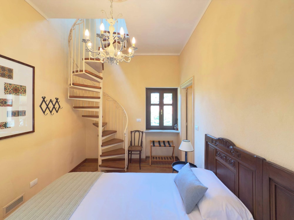 Dimora il Pozzetto Elegant Villa With Garden