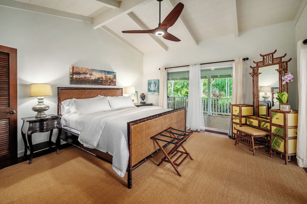 Secret Beach House in Kilauea