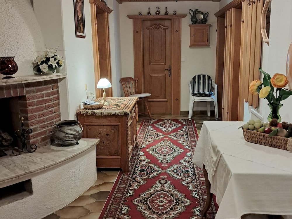 Cchalet in Ischgl Near Mountain Railway