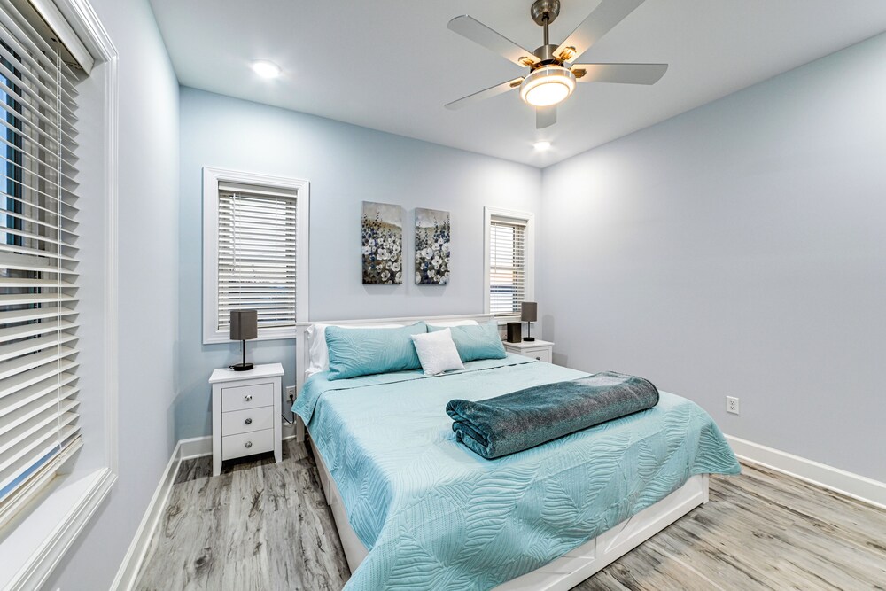 Massive Lake Views & Stunning Sunsets: Waverly Gem