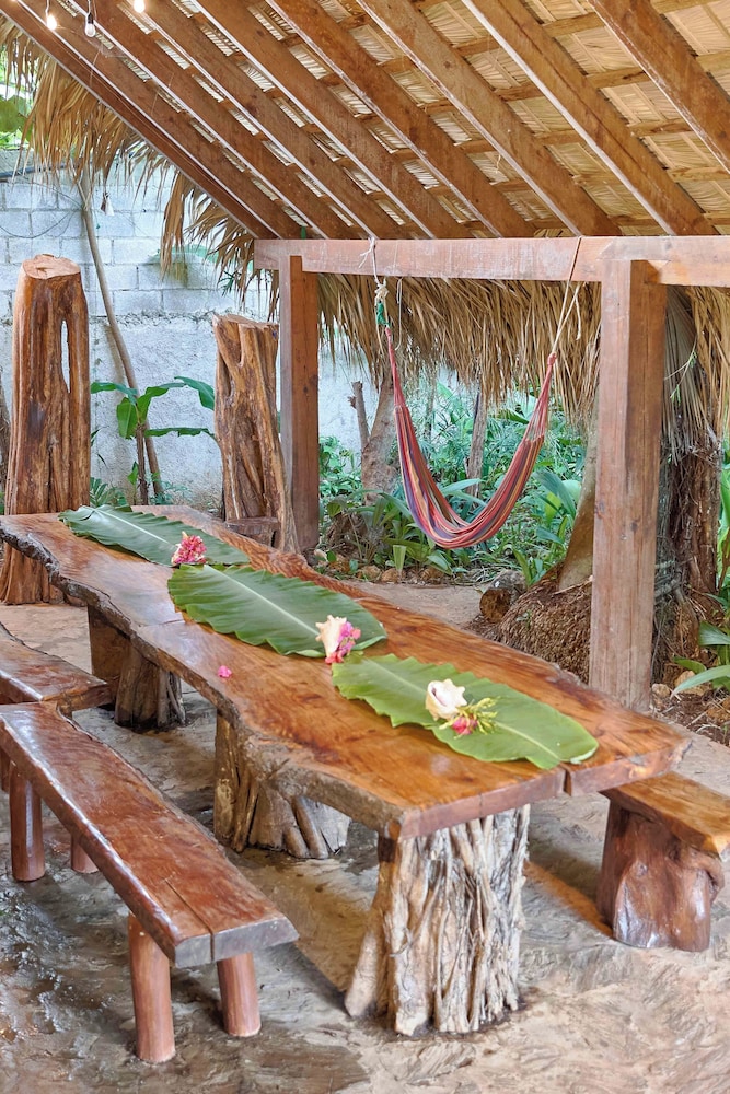 CHALET TROPICAL Hotel & Restaurant-Pizzeria