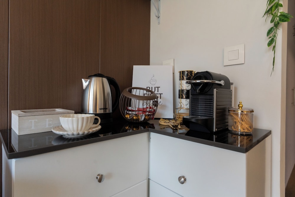 Dubaiashome - Luxury Special Stay